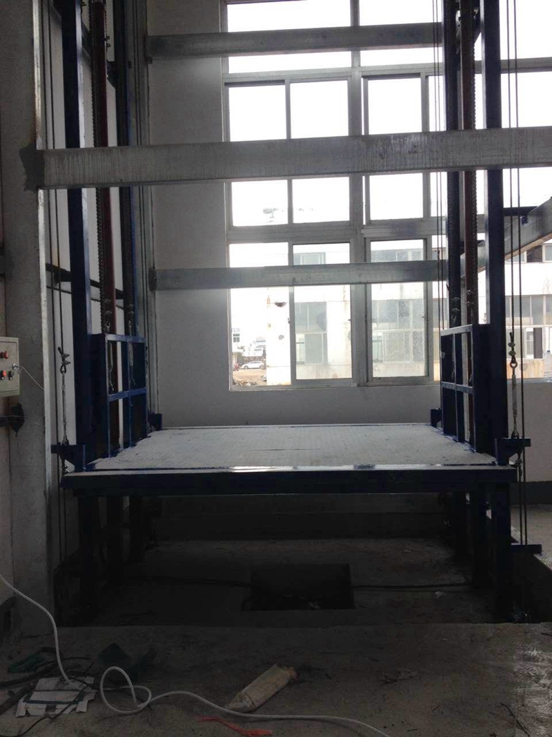 陝shan西xi湯tang普pu森sen生sheng物wu科ke技ji公gong司si新xin訂ding購gou兩liang台tai導dao軌gui式shi液ye壓ya貨huo梯ti