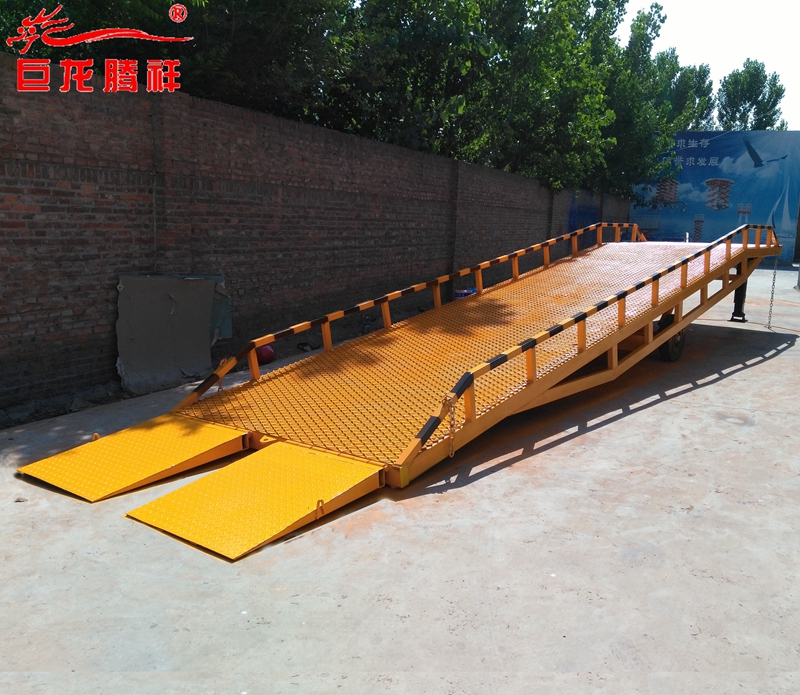 6、8、10噸移動式液壓登車橋 集裝箱裝卸平台